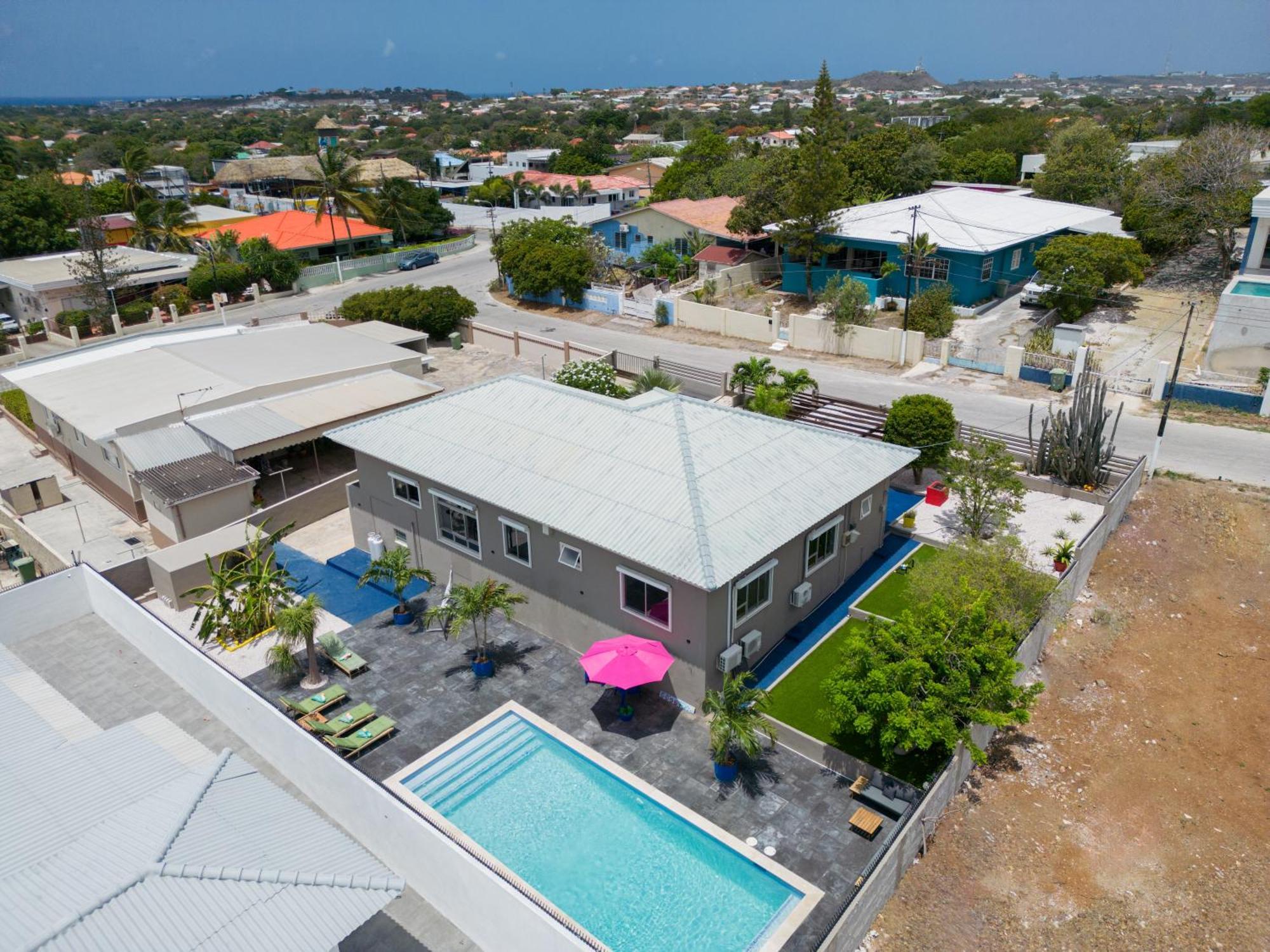 Вилла Familiewoning Met Prive Zwembad Виллемстад Экстерьер фото